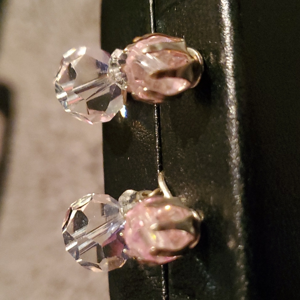 Vintage clip on earrings - Picture 3 of 7